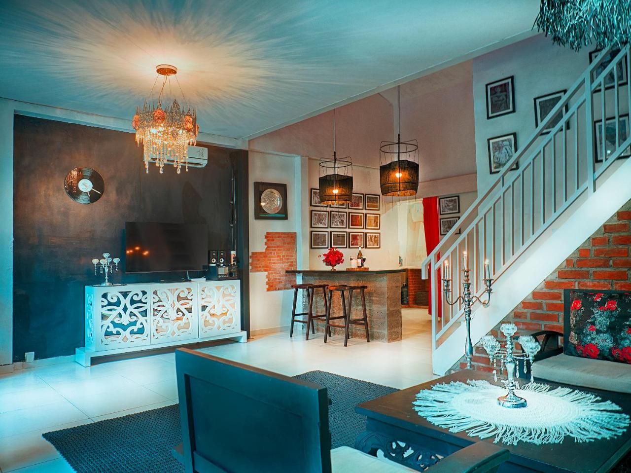 La Favela Club Villa In Seminyak 외부 사진
